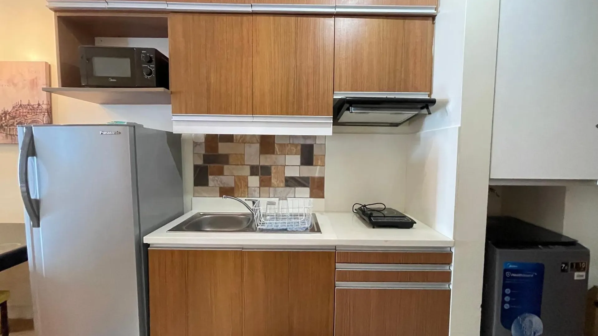Modern And Cozy Condo In 8Adriatico Near Pgh, Slmec And Us Embassy Manila Philippines