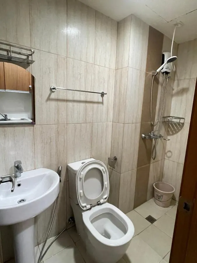 Modern And Cozy Condo In 8Adriatico Near Pgh, Slmec And Us Embassy Μανίλα