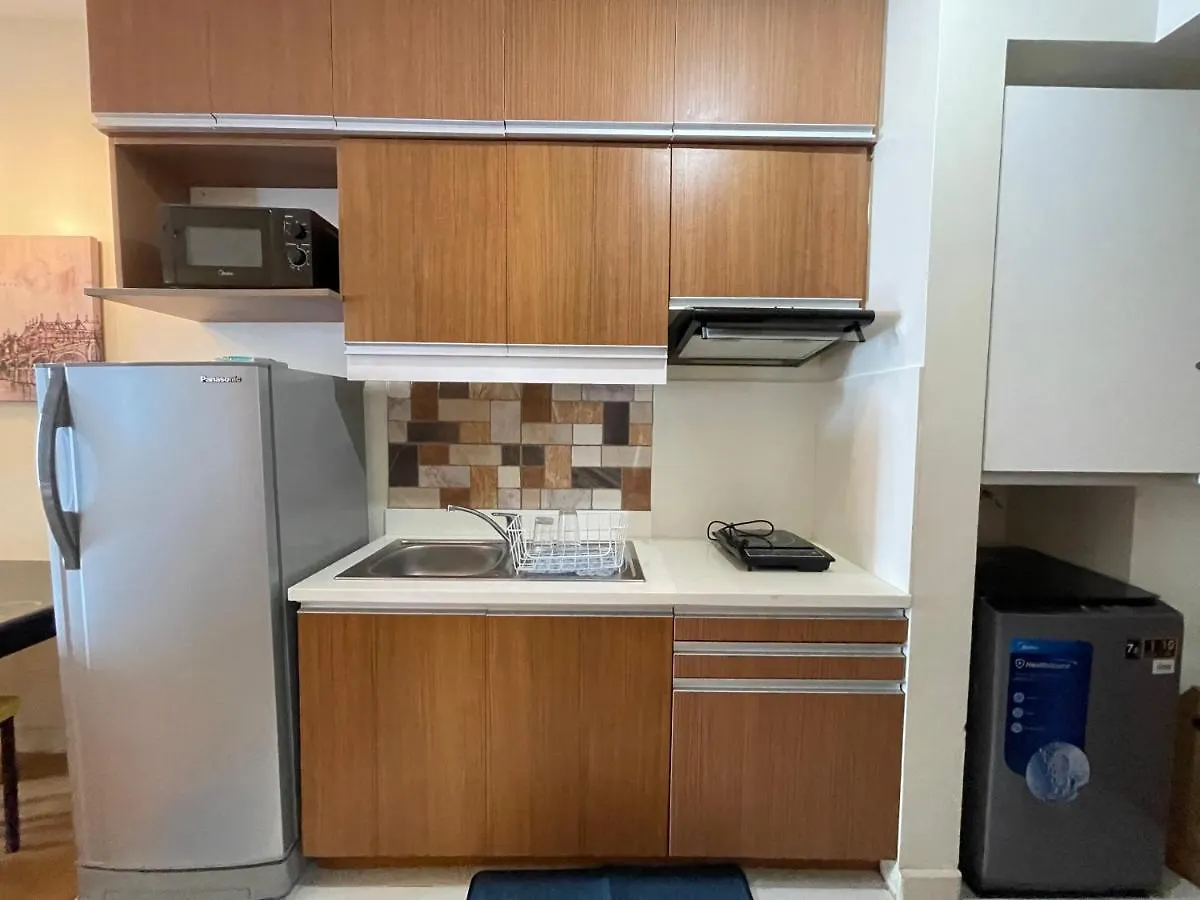 Modern And Cozy Condo In 8Adriatico Near Pgh, Slmec And Us Embassy Μανίλα 0*,